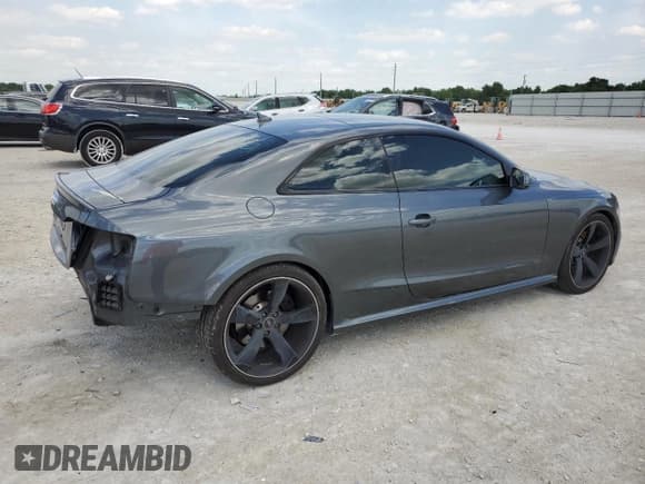 ✅ 2015 Audi RS 5 • VIN: WUAC6AFR9FA900294 • Lot: 47674394. Listed on Copart with 89,264 mi. Free auction sales archive from the USA and detailed vehicle history report at DreamBid. Image 3.