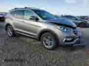 ✅ 2017 Hyundai Santa Fe 2.4L • VIN: 5NMZUDLB3HH047650 • Lot: 68351812. Wystawiony na Copart z przebiegiem 100 732 mil mil. Skorzystaj z bezpłatnego archiwum sprzedaży aukcyjnych z USA i zobacz szczegółowy raport historii pojazdu na DreamBid. Zdjęcie 4.