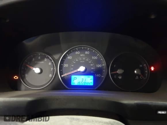 ✅ 2012 Hyundai Santa Fe GLS • VIN: 5XYZGDAG4CG135583 • Lot: 41305409. Listed on IAAI with 155,944 mi. Free auction sales archive from the USA and detailed vehicle history report at DreamBid. Image 7.