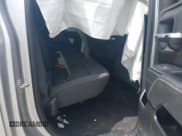 ✅ 2019 Chevrolet Silverado 1500 LT • VIN: 2GCVKPEC1K1113653 • Lot: 42731153. Wystawiony na IAAI z przebiegiem 219 858 mil. Bezpłatny archiwum sprzedaży aukcyjnych z USA i szczegółowy raport historii pojazdu na DreamBid. Zdjęcie 8.