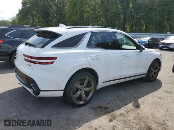 ✅ 2024 Genesis GV70 Sport • VIN: 5NMMCDTC0RH001507 • Lot: 71951925. Wystawiony na Copart z przebiegiem 12 205 mil. Bezpłatny archiwum sprzedaży aukcyjnych z USA i szczegółowy raport historii pojazdu na DreamBid. Zdjęcie 3.
