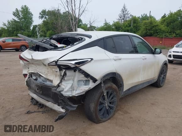 ✅ 2024 Buick Envista Sport Touring • VIN: KL47LBE21RB168480 • Lot: 42502701. Listed on IAAI with 24,270 mi. Free auction sales archive from the USA and detailed vehicle history report at DreamBid. Image 4.