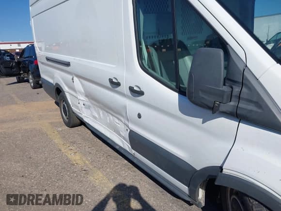 ✅ 2018 Ford Transit Cargo • VIN: 1FTBW3XG4JKA31575 • Lot: 43314175. Listed on IAAI with 158,640 mi. Free auction sales archive from the USA and detailed vehicle history report at DreamBid. Image 6.