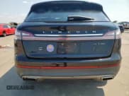 ✅ 2020 Lincoln Nautilus Reserve • VIN: 2LMPJ8KP5LBL16355 • Lot: 67980645. Wystawiony na Copart z przebiegiem 65 669 mil. Bezpłatny archiwum sprzedaży aukcyjnych z USA i szczegółowy raport historii pojazdu na DreamBid. Zdjęcie 6.