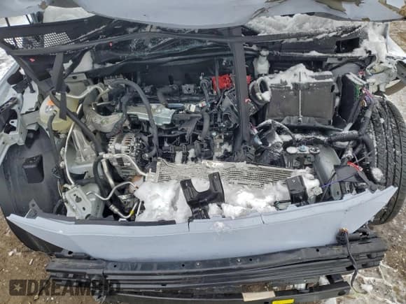 ✅ 2025 Nissan Versa SR • VIN: 3N1CN8FV4SL836614 • Lot: 94793725. Listed on Copart with 16,215 mi. Free auction sales archive from the USA and detailed vehicle history report at DreamBid. Image 11.