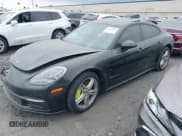 ✅ 2018 Porsche Panamera 4 E-Hybrid • VIN: WP0AE2A77JL129060 • Lot: 42420977. Wystawiony na IAAI z przebiegiem 70 062 mil. Bezpłatny archiwum sprzedaży aukcyjnych z USA i szczegółowy raport historii pojazdu na DreamBid. Zdjęcie 2.