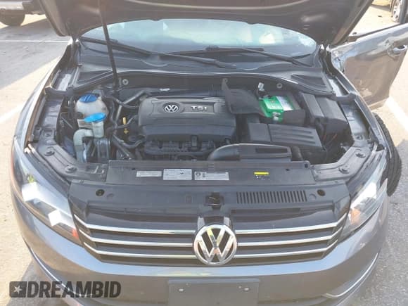 ✅ 2015 Volkswagen Passat SE • VIN: 1VWBT7A36FC046132 • Lot: 42680052. Listed on IAAI with 93,839 mi. Free auction sales archive from the USA and detailed vehicle history report at DreamBid. Image 10.