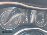 ✅ 2015 Jeep Cherokee Sport • VIN: 1C4PJLAB9FW669709 • Lot: 42947960. Wystawiony na IAAI z przebiegiem 139 538 mil. Bezpłatny archiwum sprzedaży aukcyjnych z USA i szczegółowy raport historii pojazdu na DreamBid. Zdjęcie 7.