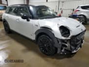 ✅ 2022 MINI Clubman Cooper S • VIN: WMWXJ1C04N2R52666 • Лот: 43647055. Опубликован ранее на Copart с пробегом 14 187 миль. Бесплатный доступ к архиву аукционных продаж из США и подробный отчёт об истории автомобиля на DreamBid. Изображение 4.