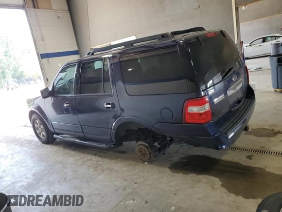 ✅ 2010 Ford Expedition SSV • VIN: 1FMJU1G55AEB62853 • Lot: 66900375. Listed on Copart with 170,090 mi. Free auction sales archive from the USA and detailed vehicle history report at DreamBid. Image 2.