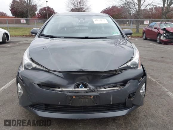 ✅ 2017 Toyota Prius Three • VIN: JTDKARFU0H3030985 • Lot: 43652659. Wystawiony na IAAI z przebiegiem 95 762 mil. Bezpłatny archiwum sprzedaży aukcyjnych z USA i szczegółowy raport historii pojazdu na DreamBid. Zdjęcie 12.