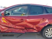 ✅ 2011 Mazda CX-7 i Sport • VIN: JM3ER2B52B0385572 • Lot: 43362296. Wystawiony na IAAI z przebiegiem 180 581 mil. Bezpłatny archiwum sprzedaży aukcyjnych z USA i szczegółowy raport historii pojazdu na DreamBid. Zdjęcie 14.