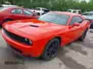 2018 Dodge Challenger R/T z VIN 2C3CDZBT4JH276955, wystawiony jako IAAI lot #42149110 z przebiegiem 80 000 mil mil oraz . Historia ofert i sprzedaży dostępna na DreamBid. Obrazek 2.