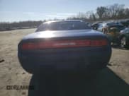 ✅ 2010 Dodge Challenger SE • VIN: 2B3CJ4DV5AH265034 • Lot: 88168495. Wystawiony na Copart z przebiegiem 233 495 mil. Bezpłatny archiwum sprzedaży aukcyjnych z USA i szczegółowy raport historii pojazdu na DreamBid. Zdjęcie 6.