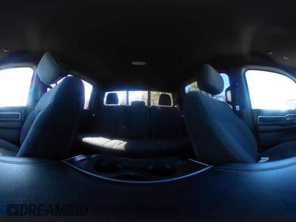 2020 Ram 1500 Big Horn z VIN 1C6SRFFT6LN110360, wystawiony jako IAAI lot #41725067 z przebiegiem 163 905 mil mil oraz . Historia ofert i sprzedaży dostępna na DreamBid. Obrazek 19.