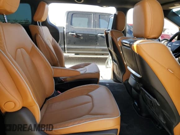 ✅ 2022 Chrysler Pacifica Hybrid Pinnacle • VIN: 2C4RC1N76NR205510 • Лот: 49315045. Опубликован ранее на Copart с пробегом 40 049 миль. Бесплатный доступ к архиву аукционных продаж из США и подробный отчёт об истории автомобиля на DreamBid. Изображение 10.