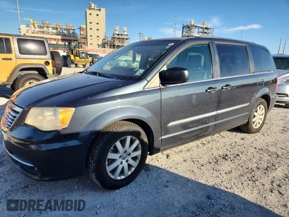 ✅ 2014 Chrysler Town & Country Touring • VIN: 2C4RC1BG1ER138934 • Lot: 85734365. Wystawiony na Copart z przebiegiem 150 256 mil. Bezpłatny archiwum sprzedaży aukcyjnych z USA i szczegółowy raport historii pojazdu na DreamBid. Zdjęcie 1.