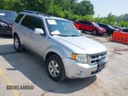 ✅ 2010 Ford Escape Limited • VIN: 1FMCU9EG4AKC47552 • Lot: 42436410. Wystawiony na IAAI z przebiegiem 145 613 mil. Bezpłatny archiwum sprzedaży aukcyjnych z USA i szczegółowy raport historii pojazdu na DreamBid. Zdjęcie 1.