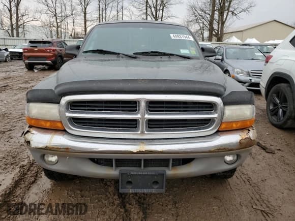 ✅ 1999 Dodge Dakota SLT • VIN: 1B7GG22X4XS309050 • Lot: 82030864. Wystawiony na Copart z przebiegiem 141 396 mil. Bezpłatny archiwum sprzedaży aukcyjnych z USA i szczegółowy raport historii pojazdu na DreamBid. Zdjęcie 5.
