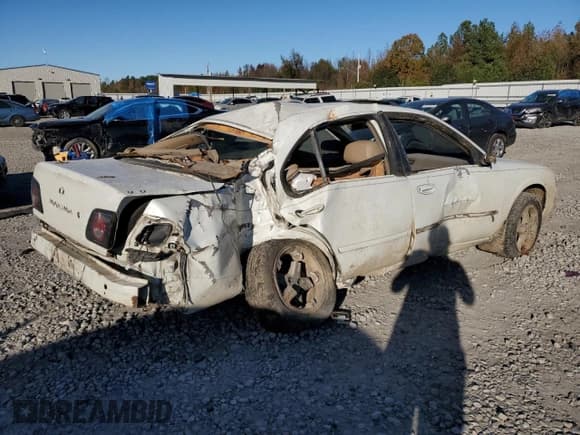 ✅ 1999 Nissan Maxima GXE • VIN: JN1CA21DXXM402802 • Lot: 81372214. Listed on Copart with 291,076 mi. Free auction sales archive from the USA and detailed vehicle history report at DreamBid. Image 3.