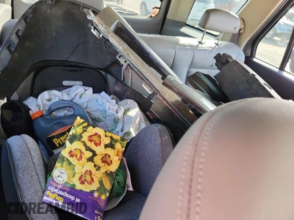 ✅ 2007 Saturn VUE V6 • VIN: 5GZCZ53467S854096 • Lot: 64950015. Wystawiony na Copart z przebiegiem Nie podano. Bezpłatny archiwum sprzedaży aukcyjnych z USA i szczegółowy raport historii pojazdu na DreamBid. Zdjęcie 10.