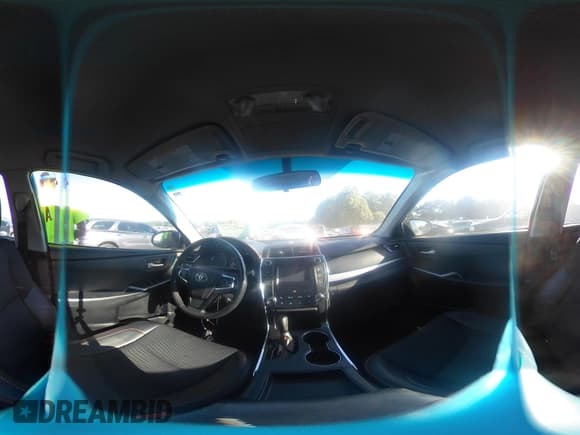 ✅ 2015 Toyota Camry LE • VIN: 4T1BF1FK5FU904011 • Lot: 43093342. Listed on IAAI with 141,536 mi. Free auction sales archive from the USA and detailed vehicle history report at DreamBid. Image 18.