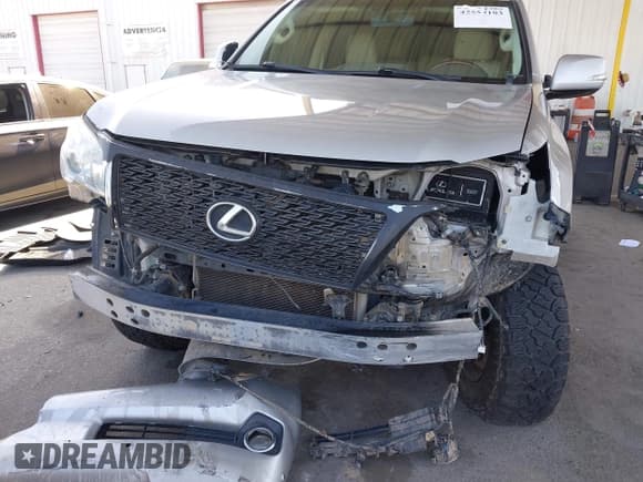 ✅ 2012 Lexus GX 460 • VIN: JTJBM7FXXC5040536 • Лот: 42554103. Опубликован ранее на IAAI с пробегом 101 154 миль. Бесплатный доступ к архиву аукционных продаж из США и подробный отчёт об истории автомобиля на DreamBid. Изображение 6.