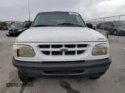 ✅ 1996 Ford Explorer Eddie Bauer • VIN: 1FMCU22X3TUD66129 • Lot: 79165504. Wystawiony na Copart z przebiegiem 107 711 mil. Bezpłatny archiwum sprzedaży aukcyjnych z USA i szczegółowy raport historii pojazdu na DreamBid. Zdjęcie 5.