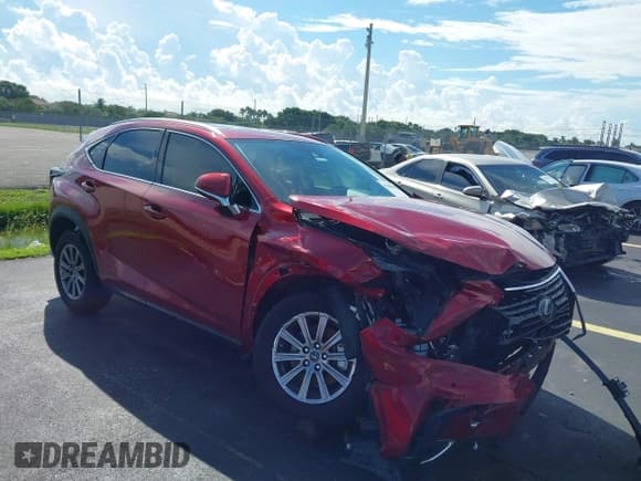 ✅ 2020 Lexus NX 300 • VIN: JTJDARBZ2L5013884 • Lot: 43286264. Wystawiony na IAAI z przebiegiem 35 651 mil. Bezpłatny archiwum sprzedaży aukcyjnych z USA i szczegółowy raport historii pojazdu na DreamBid. Zdjęcie 1.