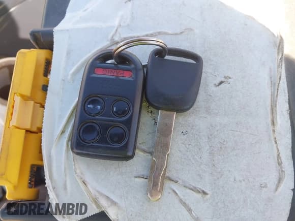 ✅ 2005 Honda Odyssey EX-L • VIN: 5FNRL38675B058768 • Lot: 43067705. Listed on IAAI with 161,553 mi. Free auction sales archive from the USA and detailed vehicle history report at DreamBid. Image 11.