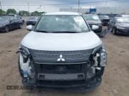 ✅ 2024 Mitsubishi Outlander SE • VIN: JA4J3VA81RZ030124 • Lot: 42544367. Listed on IAAI with 40,408 mi. Free auction sales archive from the USA and detailed vehicle history report at DreamBid. Image 13.