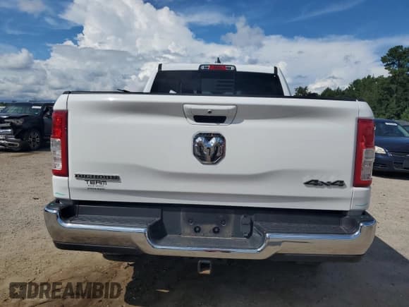 ✅ 2022 Ram 1500 Big Horn • VIN: 1C6RRFFG8NN239463 • Lot: 68292455. Listed on Copart with 41,836 mi. Free auction sales archive from the USA and detailed vehicle history report at DreamBid. Image 6.