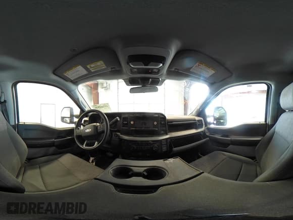 ✅ 2024 Ford F-250 XL • VIN: 1FT7W2BTXRED57136 • Lot: 43162846. Wystawiony na IAAI z przebiegiem 44 979 mil. Bezpłatny archiwum sprzedaży aukcyjnych z USA i szczegółowy raport historii pojazdu na DreamBid. Zdjęcie 18.