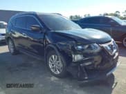 ✅ 2017 Nissan Rogue SV • VIN: JN8AT2MT5HW144572 • Lot: 43812229. Wystawiony na IAAI z przebiegiem 73 896 mil. Bezpłatny archiwum sprzedaży aukcyjnych z USA i szczegółowy raport historii pojazdu na DreamBid. Zdjęcie 1.