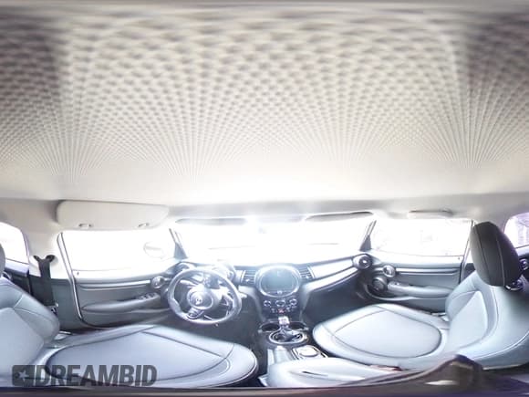 ✅ 2018 MINI Hardtop 4 Door Cooper • VIN: WMWXU1C5XJ2F80959 • Lot: 69179145. Listed on Copart with 44,023 mi. Free auction sales archive from the USA and detailed vehicle history report at DreamBid. Image 15.