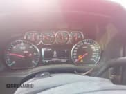 ✅ 2015 Chevrolet Silverado 1500 LT • VIN: 3GCUKREC2FG102035 • Lot: 43364737. Wystawiony na IAAI z przebiegiem 190 804 mil. Bezpłatny archiwum sprzedaży aukcyjnych z USA i szczegółowy raport historii pojazdu na DreamBid. Zdjęcie 7.