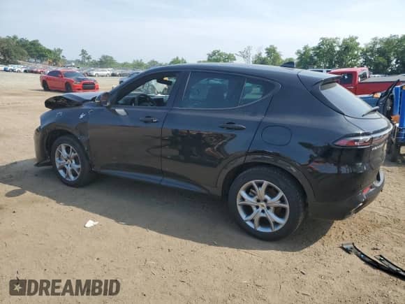 2024 Dodge Hornet R/T z VIN ZACPDFCW9R3A33079, wystawiony jako Copart lot #60761575 z przebiegiem Nie podano mil oraz Nie do naprawy • Non repairable. Historia ofert i sprzedaży dostępna na DreamBid. Obrazek 2.