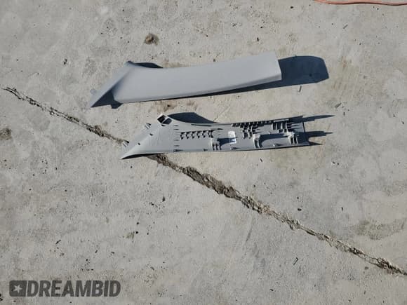 ✅ 2020 Chevrolet Equinox LS • VIN: 3GNAXHEV1LS537077 • Лот: 80951575. Опубликован ранее на Copart с пробегом 125 720 миль. Бесплатный доступ к архиву аукционных продаж из США и подробный отчёт об истории автомобиля на DreamBid. Изображение 12.