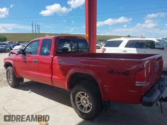 ✅ 2004 Dodge Dakota • VIN: 1D7HG12K74S727008 • Lot: 41690706. Wystawiony na IAAI z przebiegiem 72 924 mil. Bezpłatny archiwum sprzedaży aukcyjnych z USA i szczegółowy raport historii pojazdu na DreamBid. Zdjęcie 14.