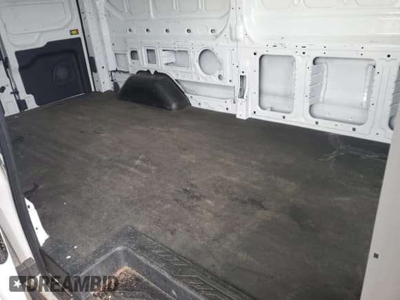 ✅ 2022 Ford Transit Cargo • VIN: 1FTBR1C8XNKA05854 • Лот: 57170555. Опубликован ранее на Copart с пробегом 119 996 миль. Бесплатный доступ к архиву аукционных продаж из США и подробный отчёт об истории автомобиля на DreamBid. Изображение 10.