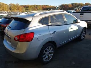 ✅ 2012 Nissan Rogue SV • VIN: JN8AS5MVXCW420520 • Lot: 43617561. Listed on IAAI with 97,704 mi. Free auction sales archive from the USA and detailed vehicle history report at DreamBid. Image 4.