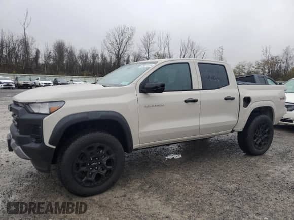 2026 Chevrolet Colorado 4WD Trail Boss с VIN 1GCPTEEK7T1107834, выставлен на аукционе Copart как лот 89877325 с пробегом 1 549 миль миль и Списание • Salvage title. История ставок и продаж доступна на DreamBid. Изображение 1.