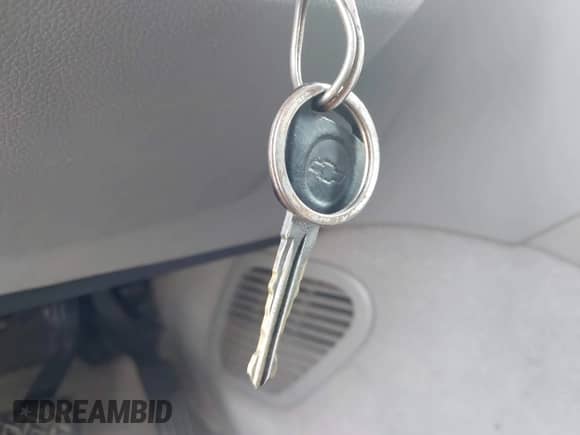 2013 Chevrolet Traverse LS with VIN 1GNKRFED9DJ142240, listed as a IAAI auction lot 43289842 with 152,647 mi miles and . Bid and sale history available at DreamBid. Image 11.