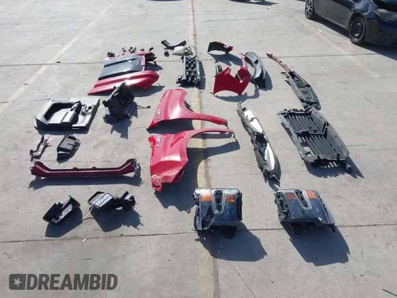 ✅ 2023 Chevrolet Silverado 1500 Custom Trail Boss • VIN: 3GCPDCEK5PG122180 • Lot: 41702357. Wystawiony na IAAI z przebiegiem 40 957 mil. Bezpłatny archiwum sprzedaży aukcyjnych z USA i szczegółowy raport historii pojazdu na DreamBid. Zdjęcie 19.