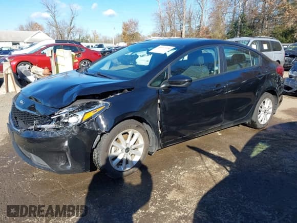 ✅ 2017 Kia Forte LX • VIN: 3KPFL4A74HE111223 • Lot: 43697199. Wystawiony na IAAI z przebiegiem 95 196 mil. Bezpłatny archiwum sprzedaży aukcyjnych z USA i szczegółowy raport historii pojazdu na DreamBid. Zdjęcie 17.