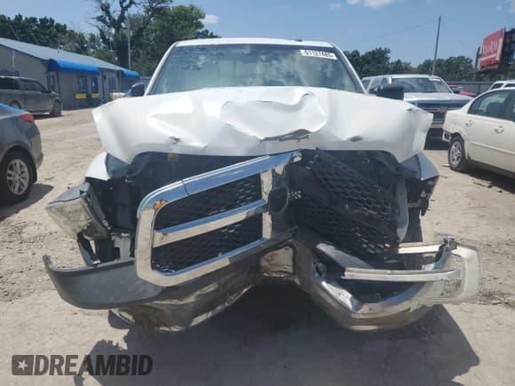 ✅ 2017 Ram 1500 Tradesman • VIN: 3C6JR6DT2HG654403 • Lot: 61127485. Wystawiony na Copart z przebiegiem 85 932 mil. Bezpłatny archiwum sprzedaży aukcyjnych z USA i szczegółowy raport historii pojazdu na DreamBid. Zdjęcie 5.