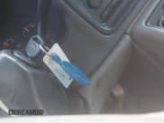 ✅ 2005 Chevrolet Suburban LT • VIN: 3GNFK16ZX5G216948 • Лот: 42670666. Опубликован ранее на IAAI с пробегом 326 932 миль. Бесплатный доступ к архиву аукционных продаж из США и подробный отчёт об истории автомобиля на DreamBid. Изображение 11.