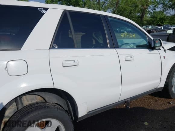 ✅ 2007 Saturn VUE V6 • VIN: 5GZCZ63457S869002 • Lot: 42247160. Listed on IAAI with 271,154 mi. Free auction sales archive from the USA and detailed vehicle history report at DreamBid. Image 14.