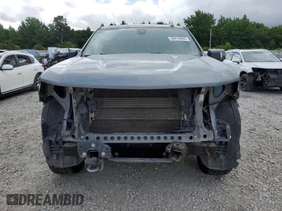 ✅ 2019 Chevrolet Silverado 1500 High Country • VIN: 3GCUYHED7KG282625 • Lot: 59418604. Wystawiony na Copart z przebiegiem 121 148 mil. Bezpłatny archiwum sprzedaży aukcyjnych z USA i szczegółowy raport historii pojazdu na DreamBid. Zdjęcie 5.