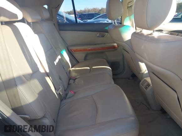 ✅ 2004 Lexus RX 330 • VIN: JTJHA31U640072956 • Lot: 43660778. Listed on IAAI with Not provided. Free auction sales archive from the USA and detailed vehicle history report at DreamBid. Image 8.